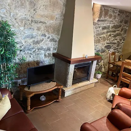 Casa Rural Casanova 度假居 Castrelo de Mino